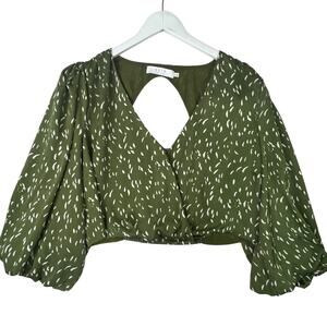 ASTR The Label Wrap Top Green XL Puff Sleeve V-Neck Cropped Satin Smocked Back